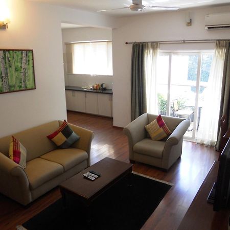 Hotel Justa Off Mg Road à Bangalore Extérieur photo