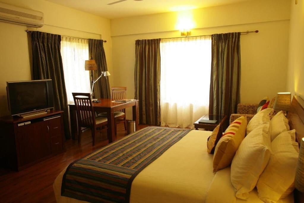 Hotel Justa Off Mg Road à Bangalore Extérieur photo