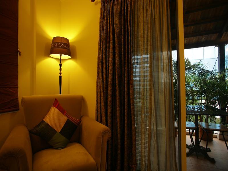 Hotel Justa Off Mg Road à Bangalore Extérieur photo