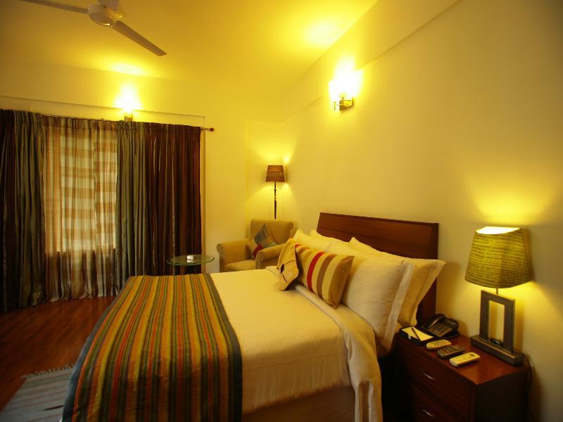Hotel Justa Off Mg Road à Bangalore Extérieur photo