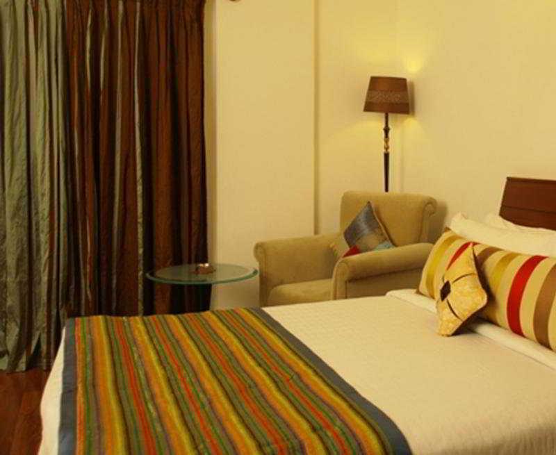 Hotel Justa Off Mg Road à Bangalore Extérieur photo