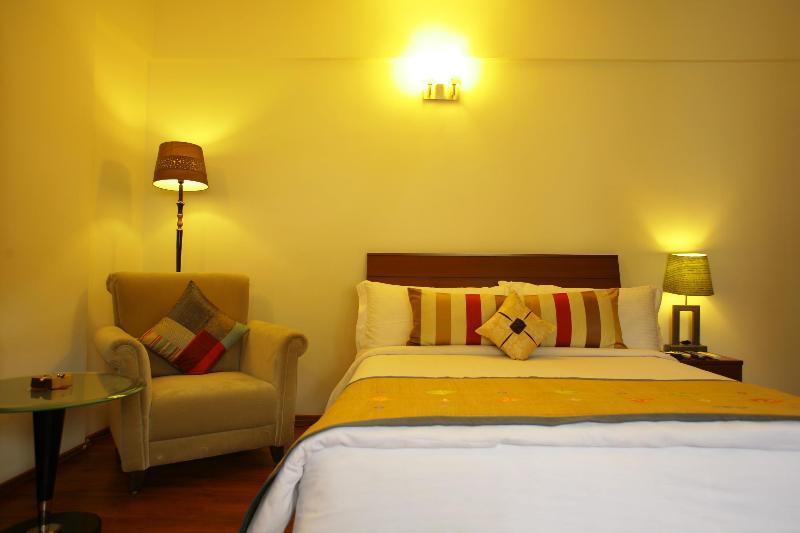 Hotel Justa Off Mg Road à Bangalore Extérieur photo